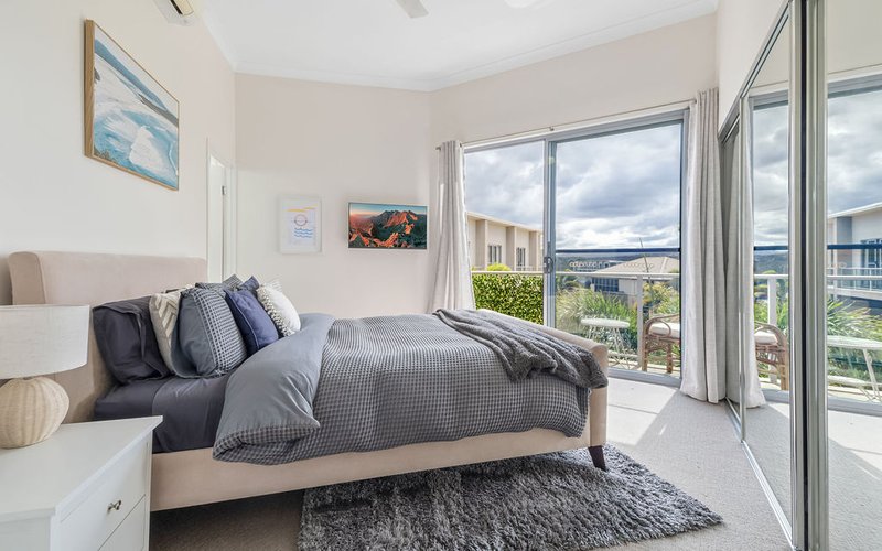 Photo - 38/5074 Emerald Island Drive, Carrara QLD 4211 - Image 3