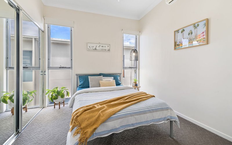 Photo - 38/5074 Emerald Island Drive, Carrara QLD 4211 - Image 12