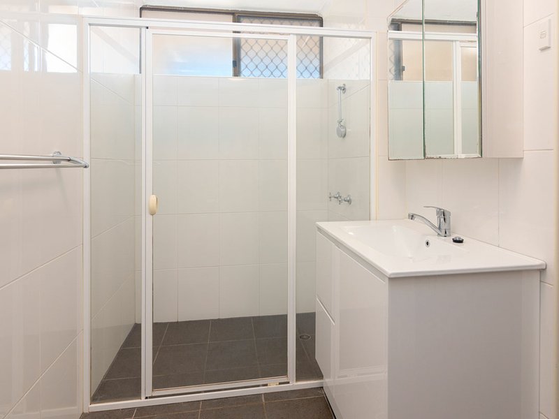 Photo - 3/86 Bellevue Terrace, Clayfield QLD 4011 - Image 6