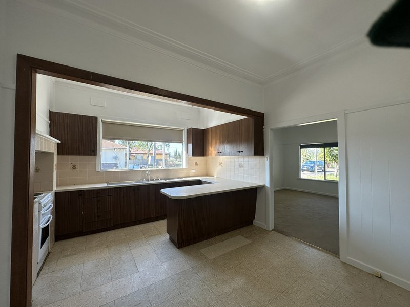 386 Murrumbidgee Ave , Griffith NSW 2680