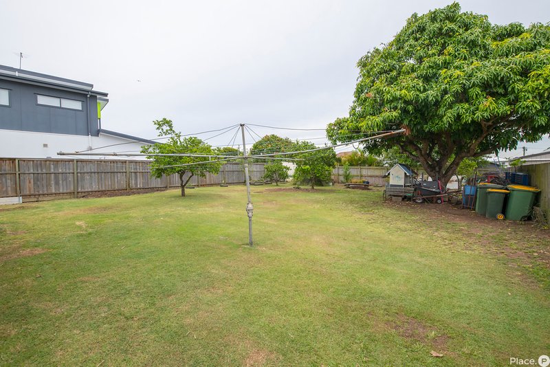 Photo - 386 Richmond Road, Cannon Hill QLD 4170 - Image 3