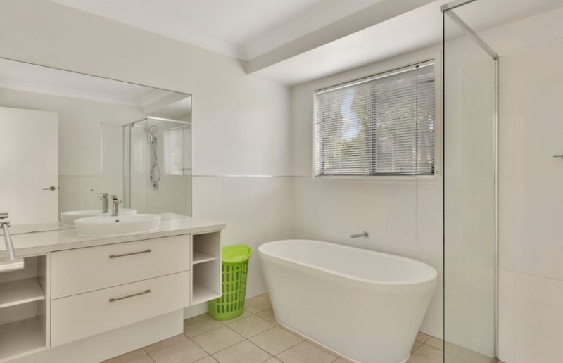 Photo - 386 Tamborine Oxenford Road, Upper Coomera QLD 4209 - Image 10