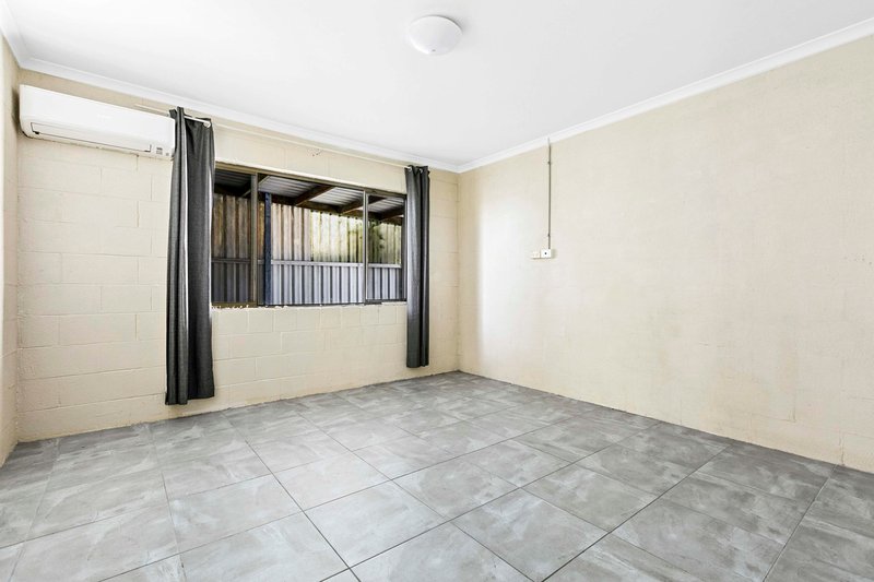 Photo - 386 Torquay Terrace, Torquay QLD 4655 - Image 8