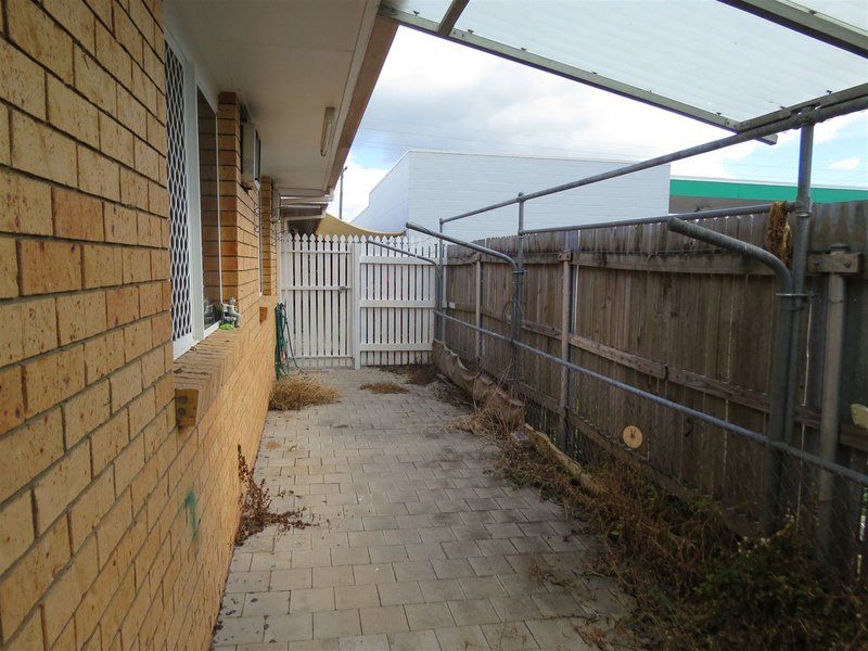 Photo - 3/86 Wilmington Street, Ayr QLD 4807 - Image 7