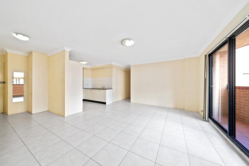 Photo - 38/7 Cross Street, Bankstown NSW 2200 - Image 3