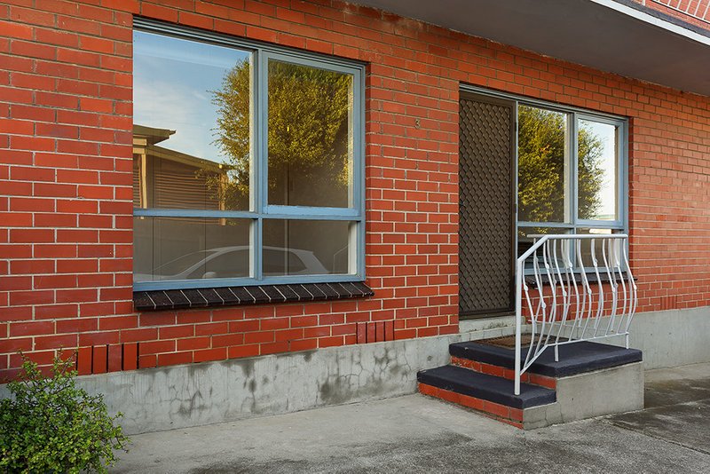 Photo - 3/87 Heller Street, Brunswick West VIC 3055 - Image 8