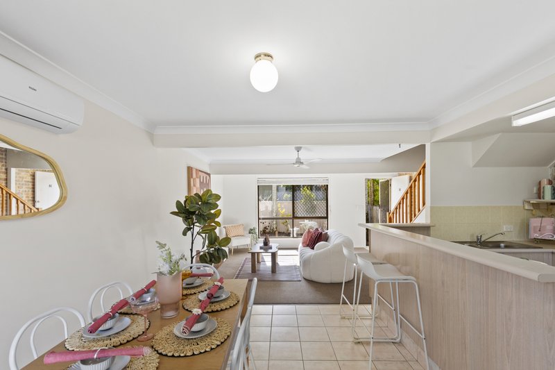 Photo - 38/71 Olsen Avenue, Labrador QLD 4215 - Image 5