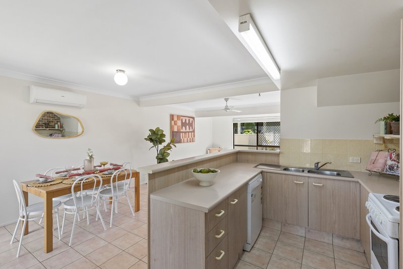 Photo - 38/71 Olsen Avenue, Labrador QLD 4215 - Image 10