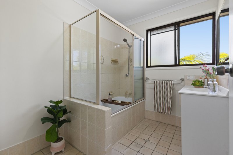 Photo - 38/71 Olsen Avenue, Labrador QLD 4215 - Image 12