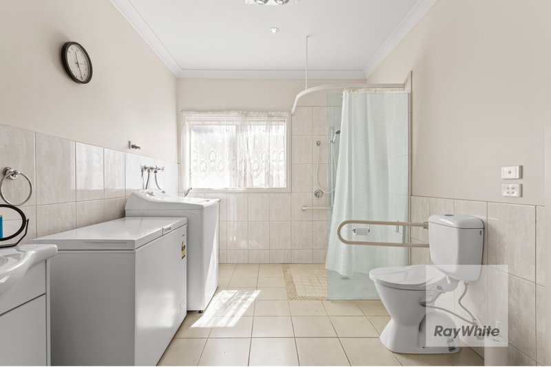 Photo - 3/877 Plenty Road, South Morang VIC 3752 - Image 8