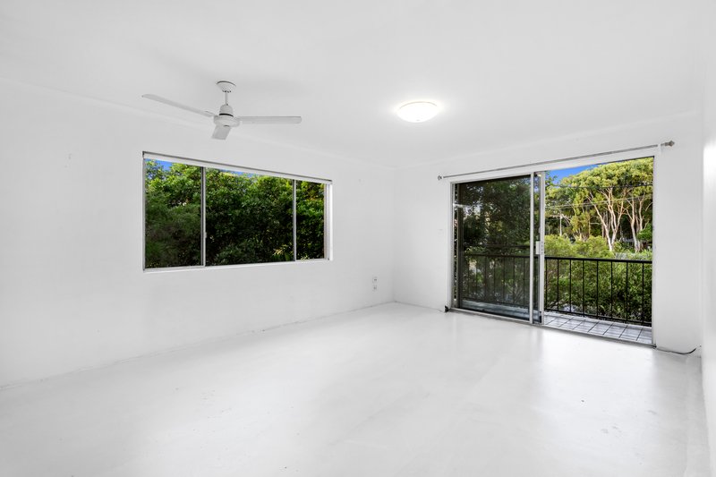 Photo - 3/88 Sarawak Avenue, Palm Beach QLD 4221 - Image 3