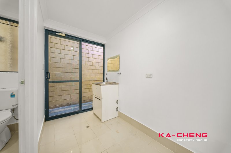 Photo - 388B Flinders Street, Nollamara WA 6061 - Image 9