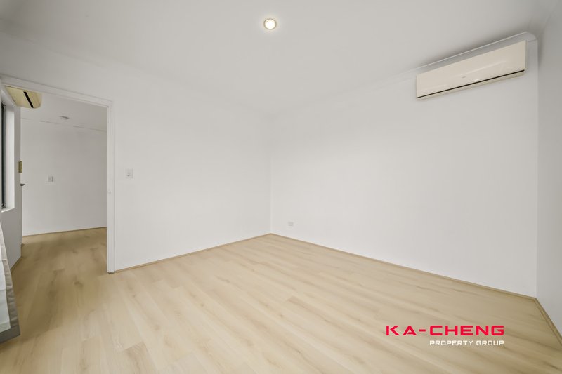 Photo - 388B Flinders Street, Nollamara WA 6061 - Image 16