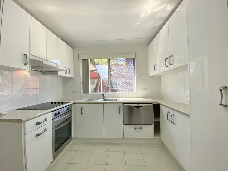 Photo - 3/89 Harrow Road, Auburn NSW 2144 - Image 2