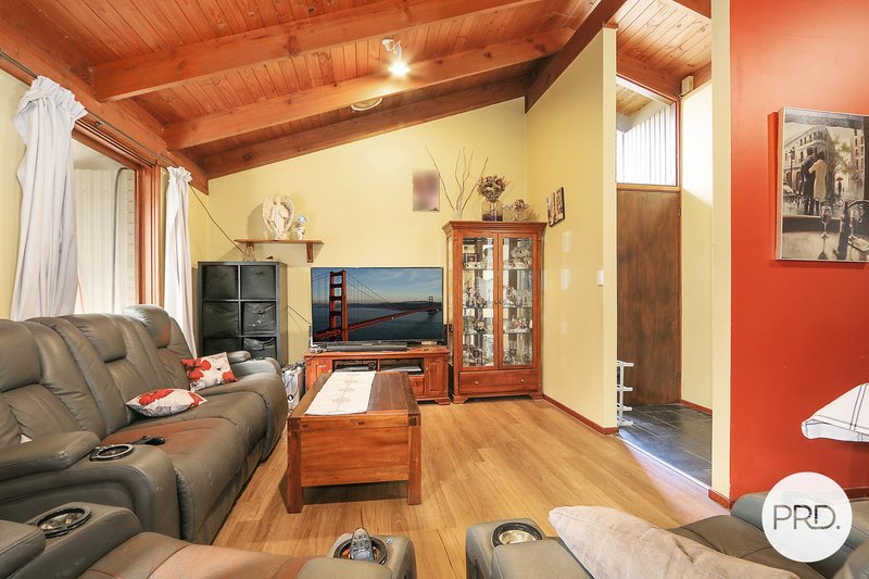 Photo - 389 Paul Avenue, Lavington NSW 2641 - Image 4