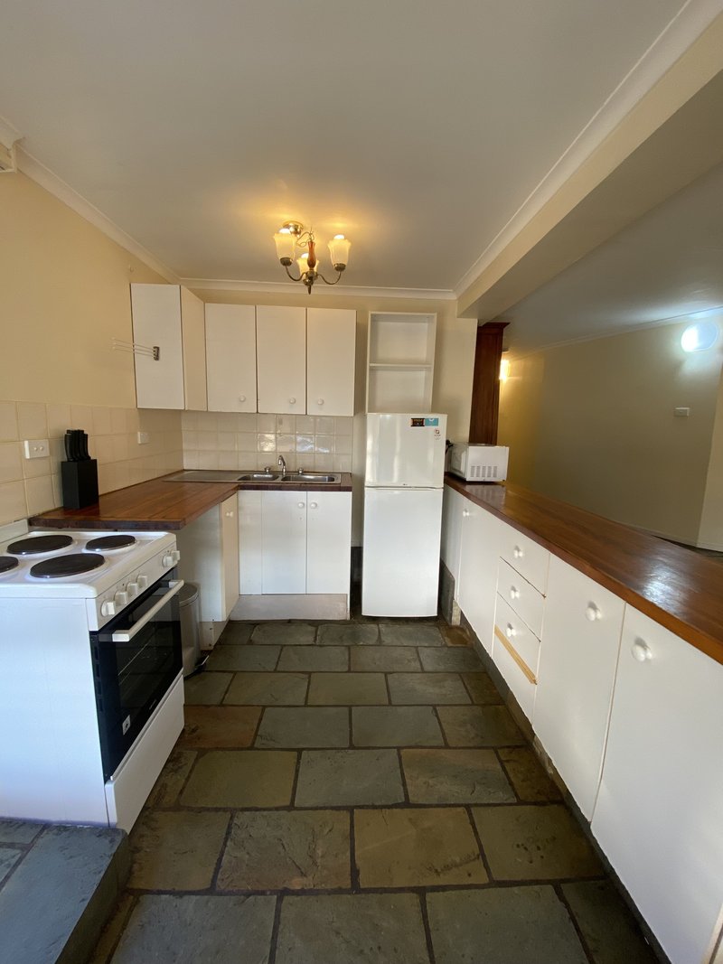 Photo - 38A Fifth Avenue, St Lucia QLD 4067 - Image 7