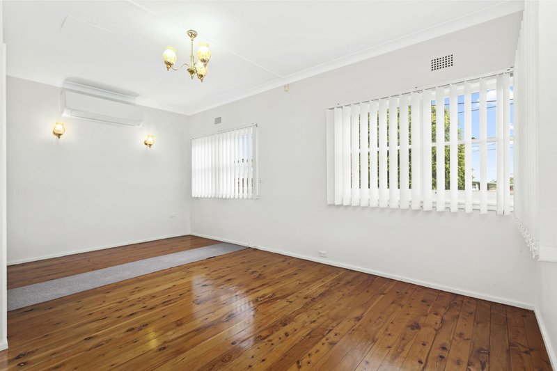 Photo - 38a Haven Street, Merrylands NSW 2160 - Image 3