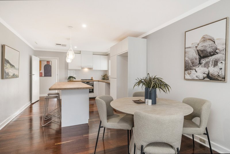 Photo - 38a Karoonda Road, Booragoon WA 6154 - Image 6