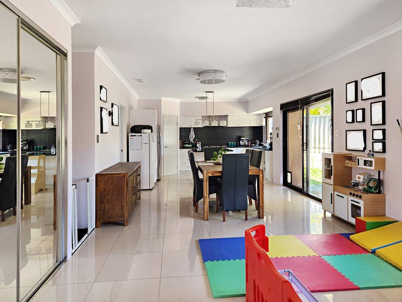 Photo - 38A Mcfarlane Circle, Mirrabooka WA 6061 - Image 5