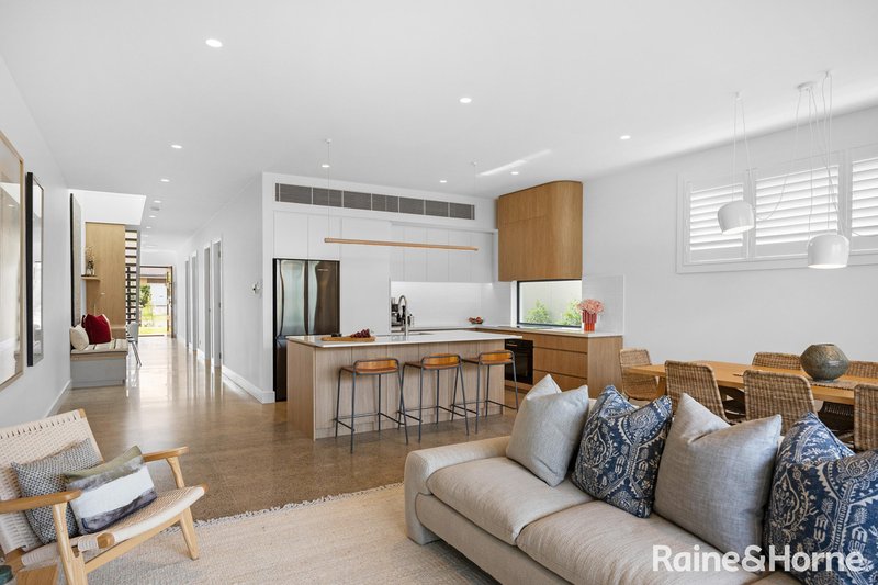 Photo - 38A Parkinson Street, Narrawallee NSW 2539 - Image 4