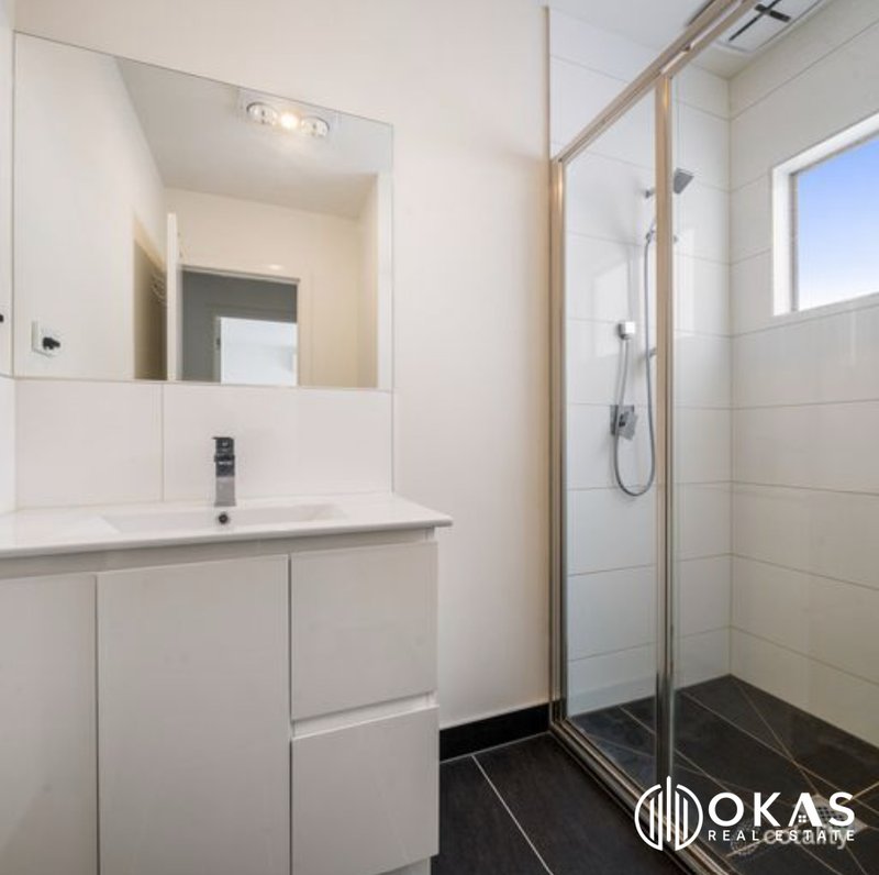 Photo - 38B Huddersfield Road, Deer Park VIC 3023 - Image 8