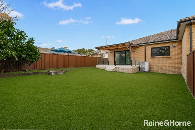 Photo - 38B Saywell Road, Macquarie Fields NSW 2564 - Image 12