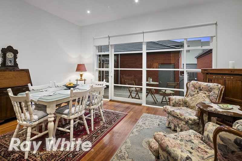 Photo - 3/9-11 Manikato Avenue, Mordialloc VIC 3195 - Image 3