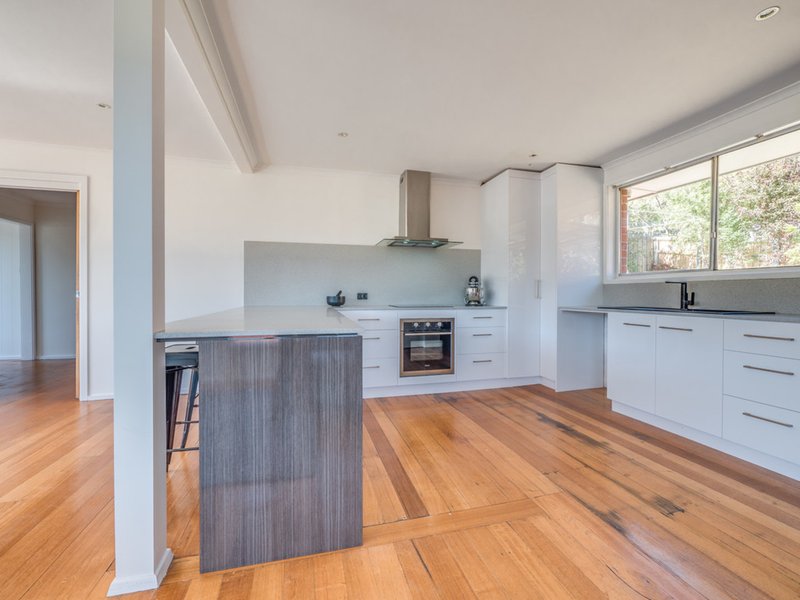 Photo - 39 & 39A Henley Street, Lindisfarne TAS 7015 - Image 5