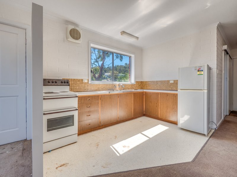 Photo - 39 & 39A Henley Street, Lindisfarne TAS 7015 - Image 18