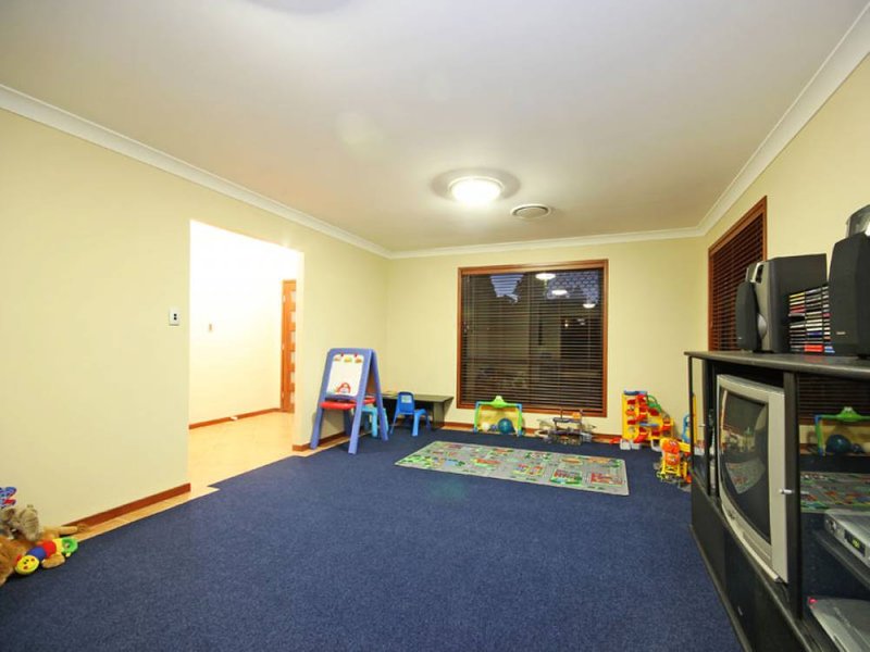 Photo - 39-45 Birdwood Court, Elimbah QLD 4516 - Image 3