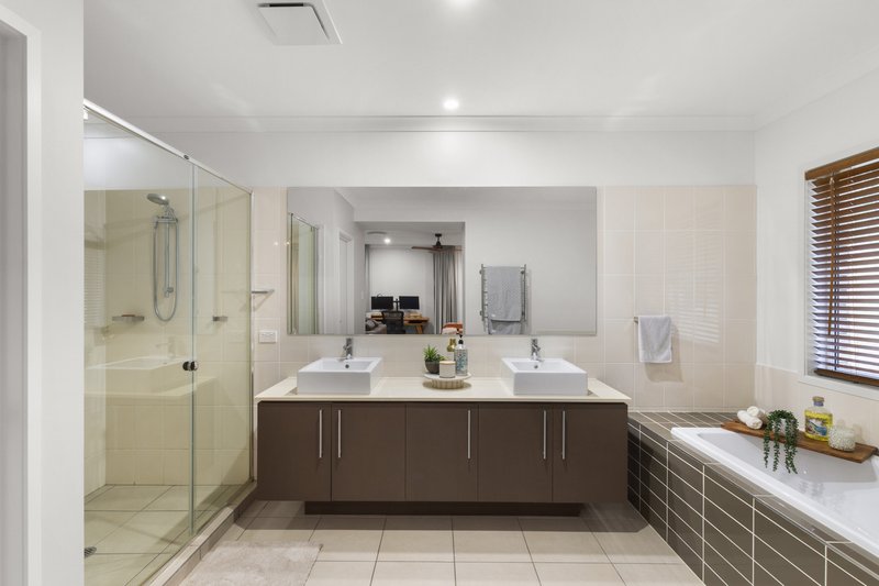 Photo - 39-49 Kingfisher Road, Greenbank QLD 4124 - Image 17