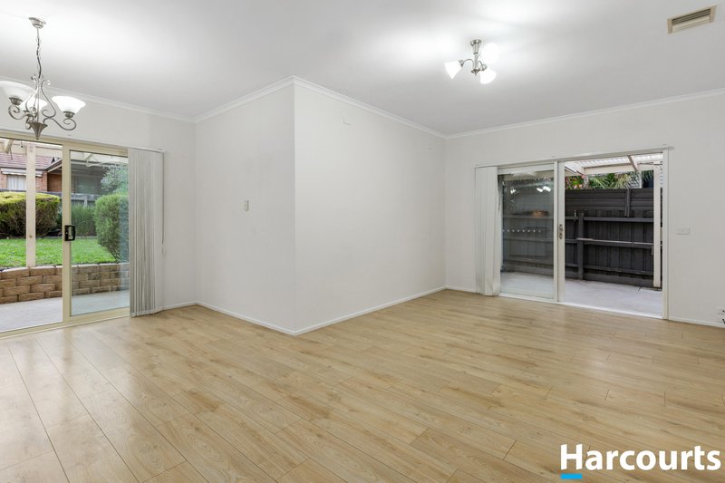 Photo - 39 Airedale Way, Rowville VIC 3178 - Image 10