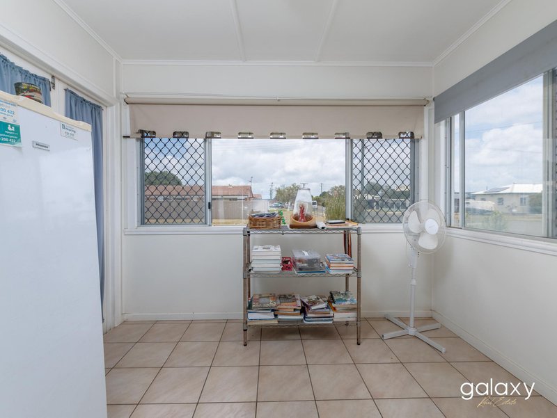 Photo - 39 Alamein Street, Svensson Heights QLD 4670 - Image 11