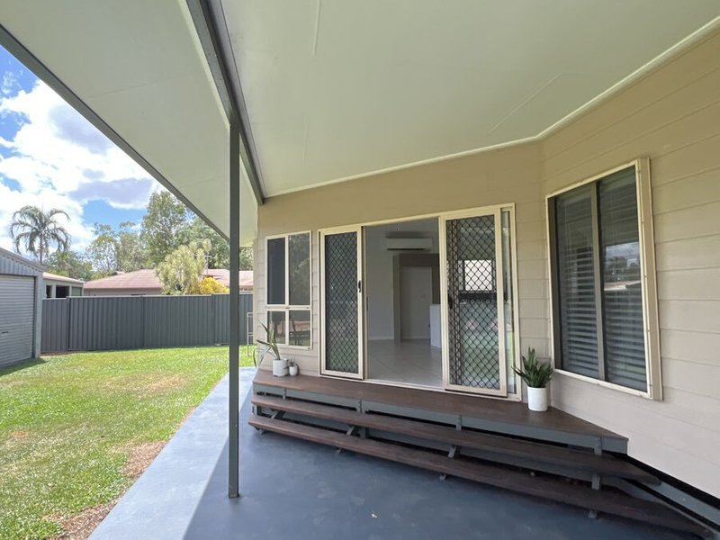 Photo - 39 Alstonia Drive, Nanum QLD 4874 - Image 7