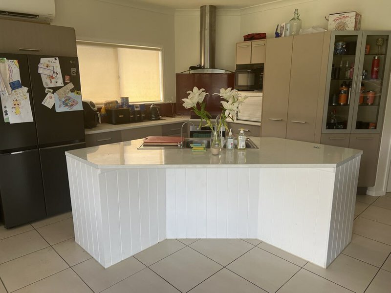 Photo - 39 Alstonia Drive, Nanum QLD 4874 - Image 22