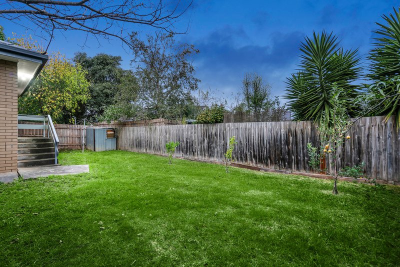 Photo - 39 Amesbury Avenue, Wantirna VIC 3152 - Image 10