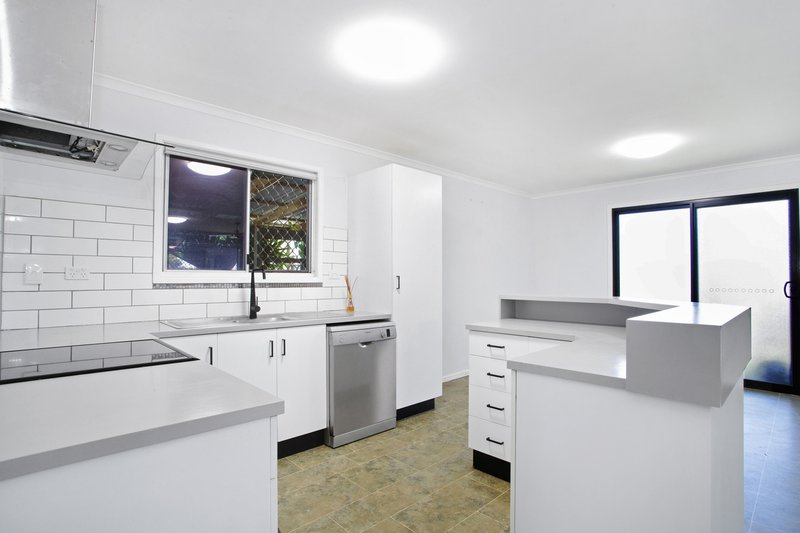 Photo - 39 Amhurst Street, Slade Point QLD 4740 - Image 5