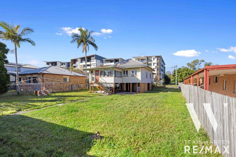 Photo - 39 Andrews Street, Cannon Hill QLD 4170 - Image 32