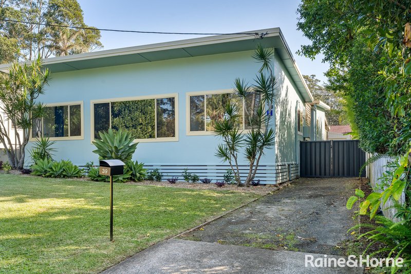 Photo - 39 Anglers Parade, Fishermans Paradise NSW 2539 - Image 3