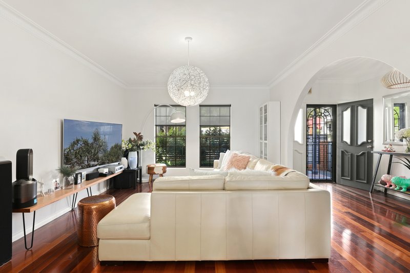 Photo - 39 Annesley Street, Leichhardt NSW 2040 - Image 1