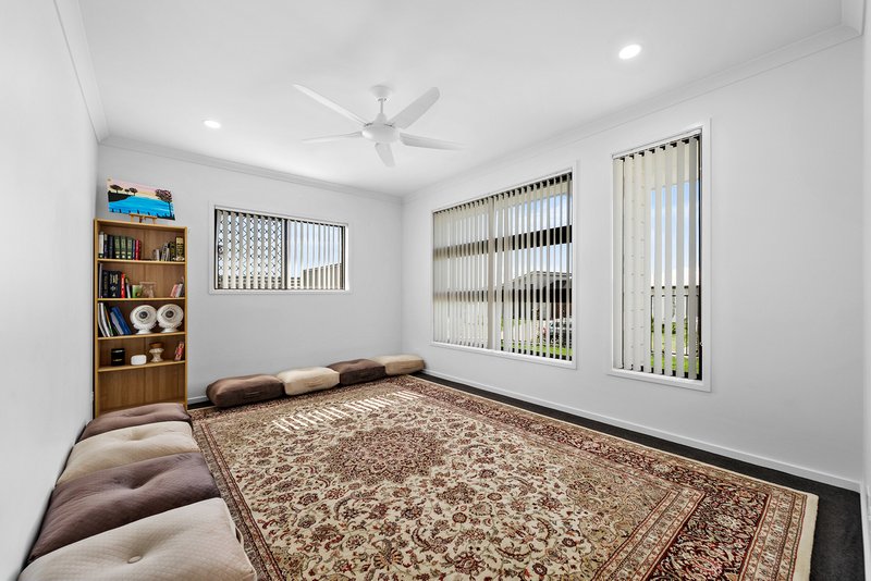 Photo - 39 Apex Street, Griffin QLD 4503 - Image 3