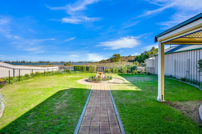 Photo - 39 Arcadia Avenue, Hindmarsh Island SA 5214 - Image 7