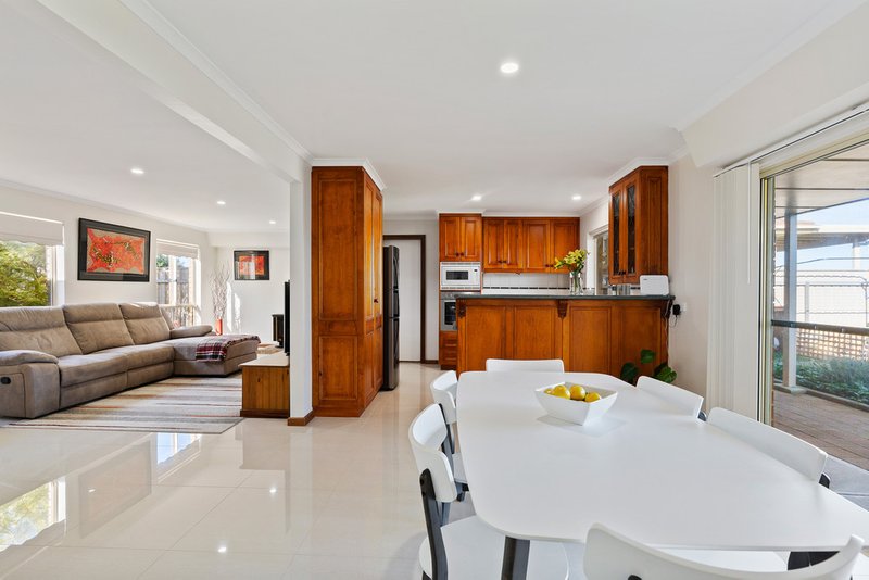 Photo - 39 Arcadia Avenue, Hindmarsh Island SA 5214 - Image 13