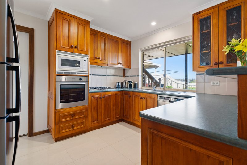 Photo - 39 Arcadia Avenue, Hindmarsh Island SA 5214 - Image 16