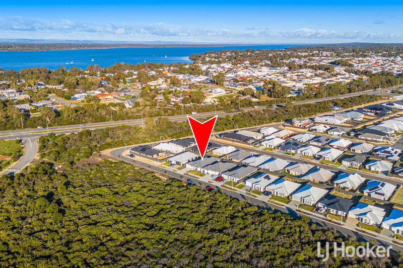 Photo - 39 Arrowsmith Avenue, Dawesville WA 6211 - Image 4