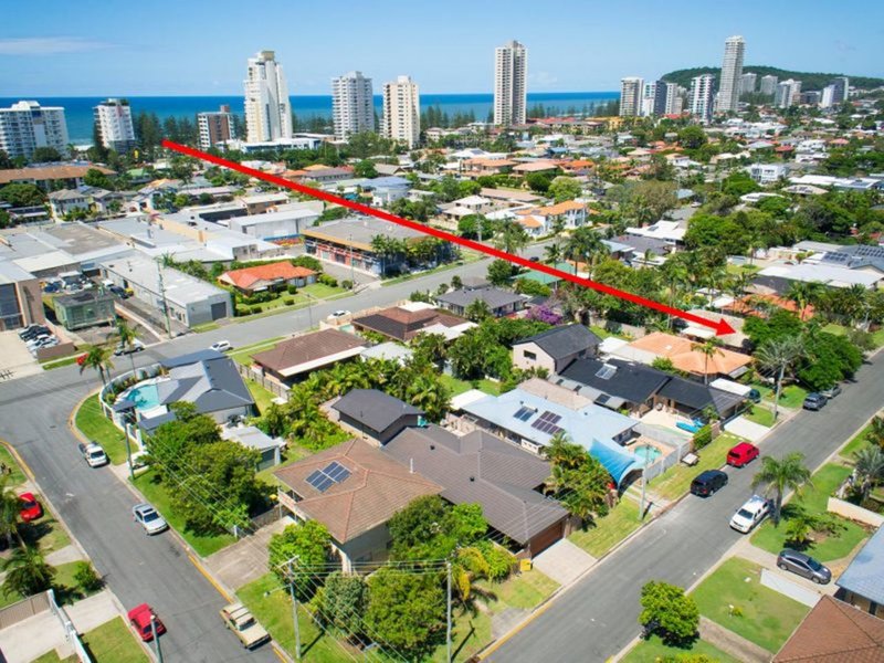 39 Aruma Avenue, Burleigh Waters QLD 4220