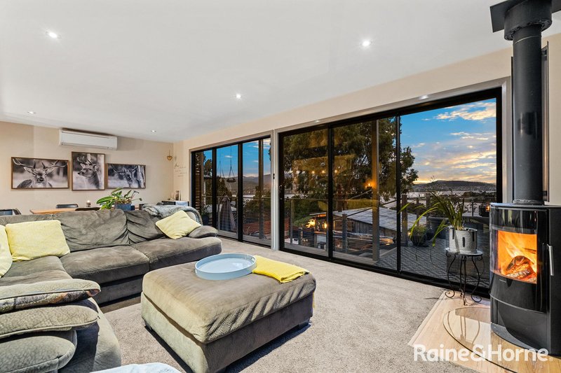 Photo - 39 Ashbolt Crescent, Lutana TAS 7009 - Image 4
