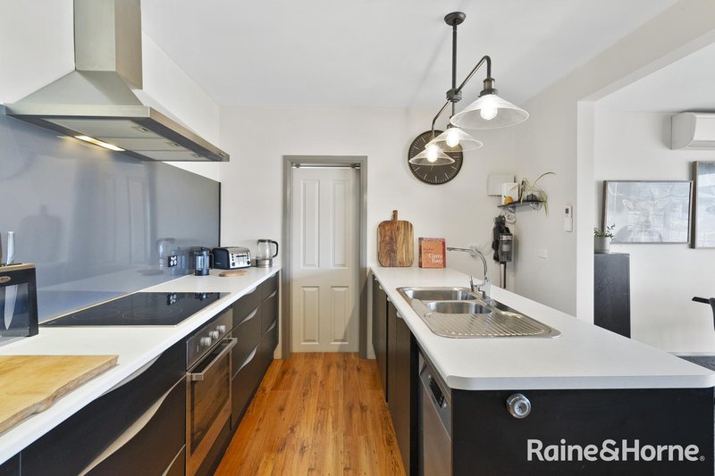 Photo - 39 Ashbolt Crescent, Lutana TAS 7009 - Image 7