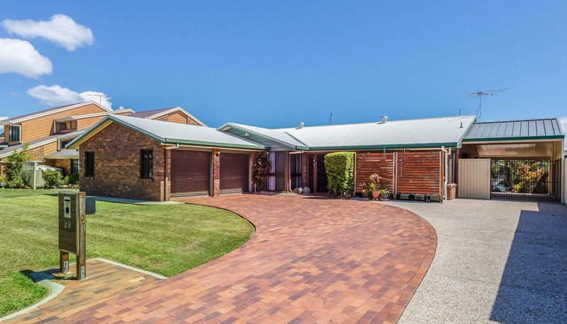 Photo - 39 Australia Court, Newport QLD 4020 - Image 3