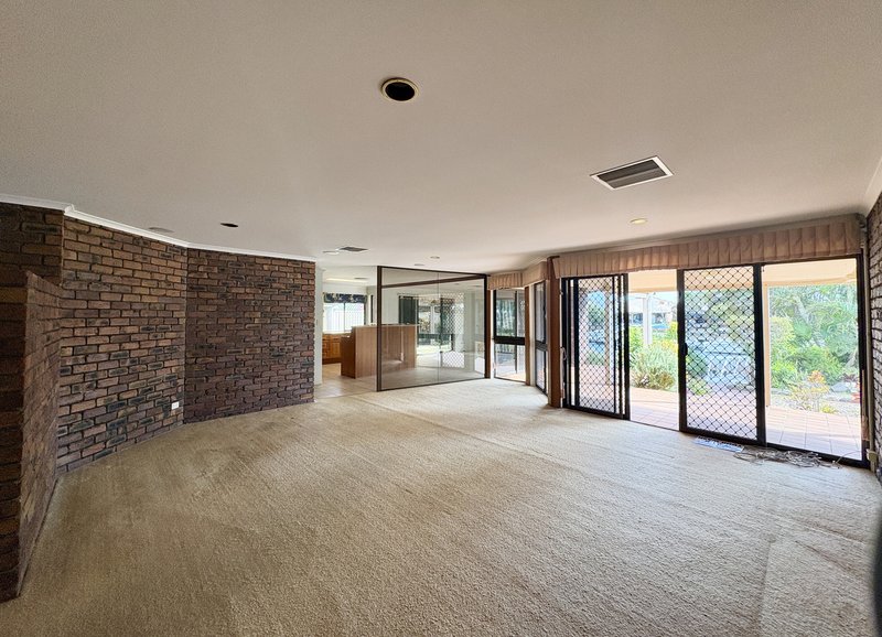 Photo - 39 Australia Court, Newport QLD 4020 - Image 7
